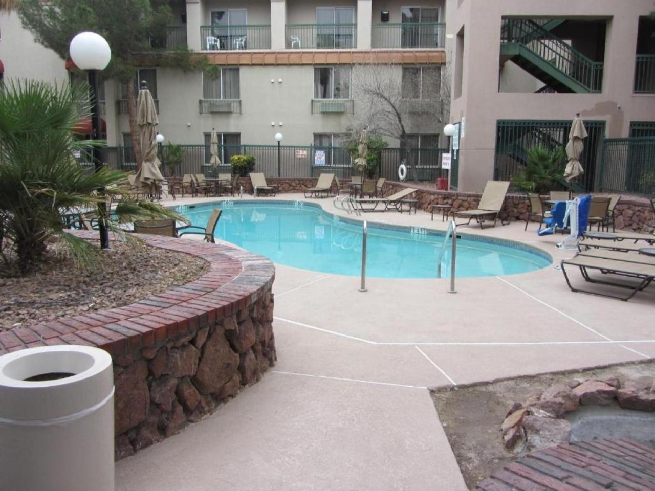 Hawthorn Extended Stay By Wyndham El Paso Exterior photo