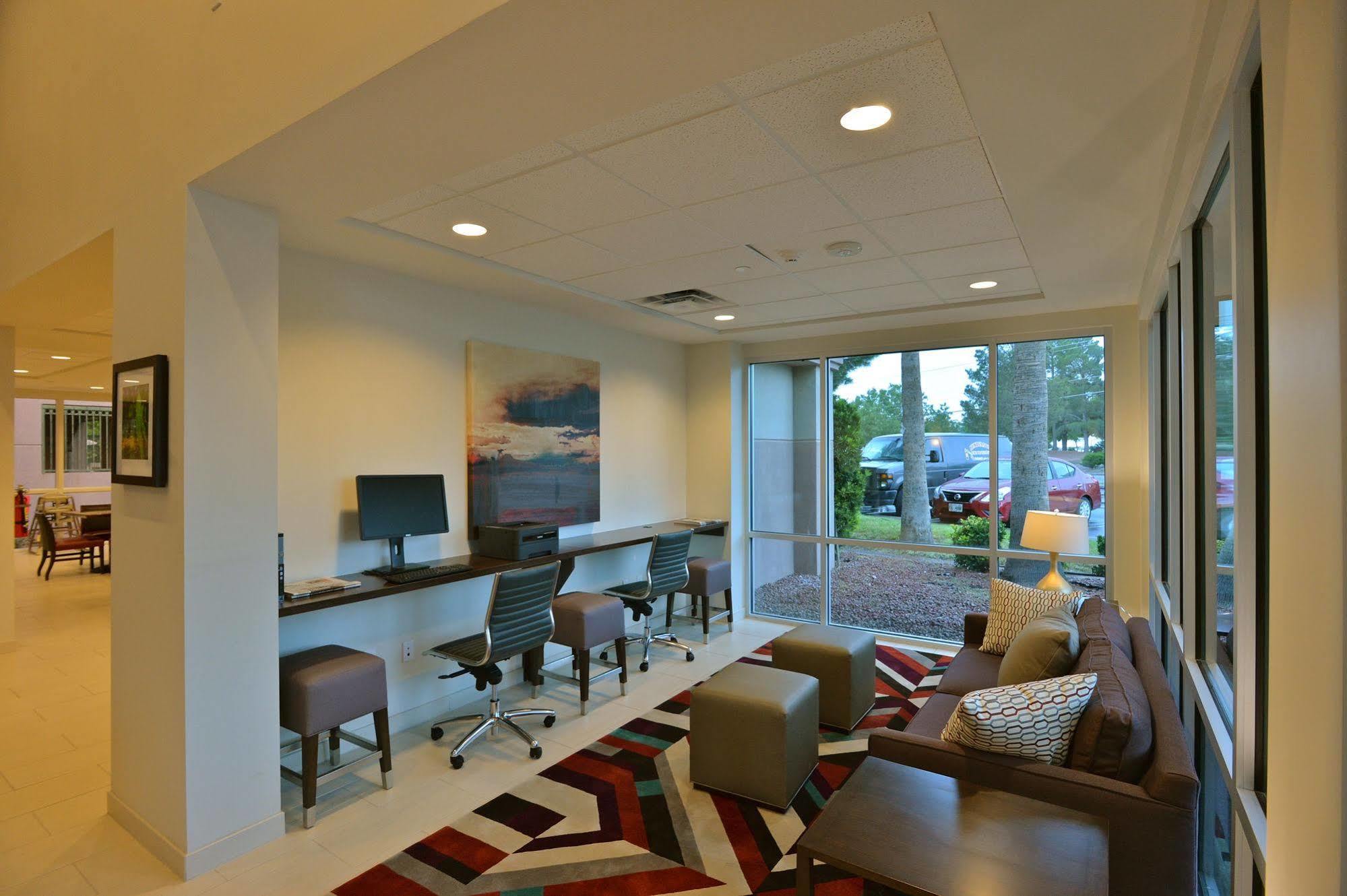 Hawthorn Extended Stay By Wyndham El Paso Exterior photo